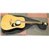 Image 1 : ASHBURY GOLD HARDWARE NATURAL ACOUSTIC GUITAR WITH