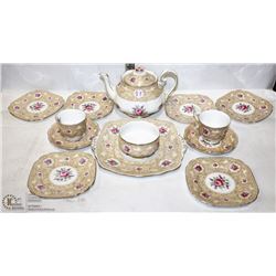 ROYAL ALBERT CROWN CHINA DEVONSHIRE LACE ENGLISH