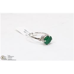 40) 10K WHITE GOLD EMERALD & 6 DIAMOND RING