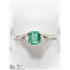 Image 1 : 48) 14K WHITE GOLD EMERALD AND DIAMOND RING