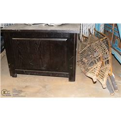 PAWN SHOP 2 PAIRS OF VINTAGE SNOWSHOES SOLD WITH