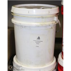 5 GALLON PAIL OF CITGO SYNTHETIC OW30 MOTOR OIL