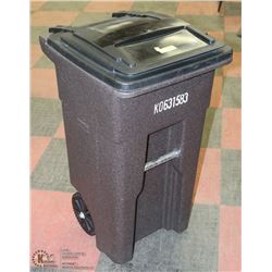 TOTER BIN WITH LID & WHEELS 120L (32GAL).