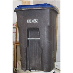 TOTER BIN WITH LID & WHEELS 180L (32GAL).