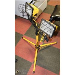 PORTABLE WORK LIGHTS WITH ADJUSTABLE STAND