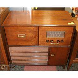 MARCONI TURN TABLE CABINET 16.5"X32X30.5, WORKS,