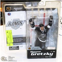 WAYNE GRETZKY LOS ANGELES KINGS MCFARLANE FIGURINE