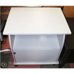 WRITING DESK ON WHEELS