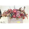 Image 1 : SHOWHOME DRIED FLOWER ARRANGEMENT 15"X13"TALL