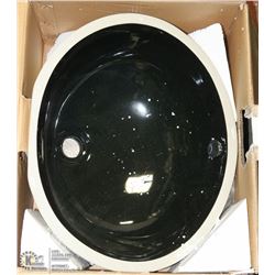 BLACK CERAMIC UNDERMOUNT SINK