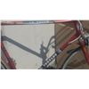 Image 2 : RED TORNADO 10 SPEED BIKE