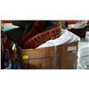 Image 2 : PET SAFE CAT LITTER TRAYS RUBBER BOOTS WADERS AND ESTATE GOODS