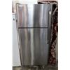 Image 1 : FRIGIDAIRE STAINLESS AND BLACK FRIDGE