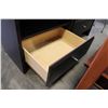 Image 2 : PAIR OF MODERN ONE DRAWER NIGHTSTANDS