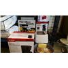 Image 1 : LARGE LOT OF KITCHEN APPLIANCES