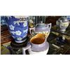 Image 2 : LOT OF EASTERN CHINA AND FIGURES AND VASE AND UMBRELLA ETC