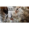 Image 2 : LARGE BOX OF VINTAGE ESTATE GLASSWARE