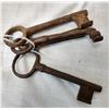 Image 3 : 5 Old Castle Keys