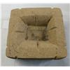 Image 4 : Sandstone Legged Container