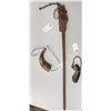 Image 1 : Antique Dug Rifle & 2 Powder Horns