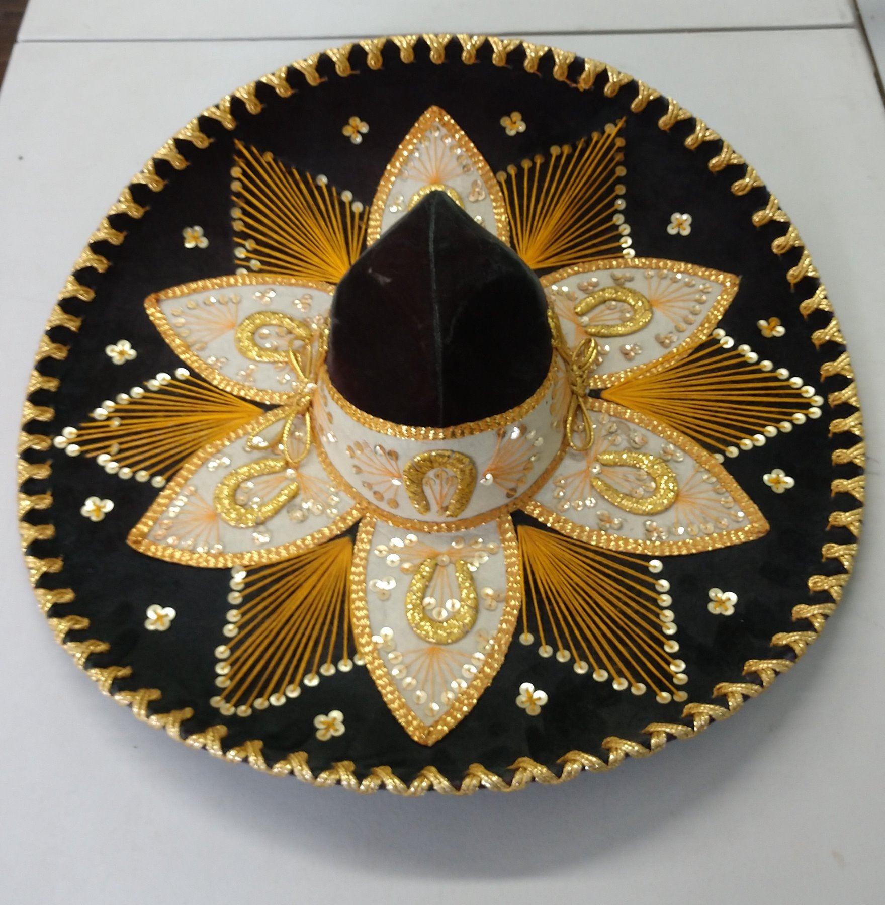 Pigalle Mexican Sombrero