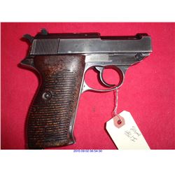 LUGER P38