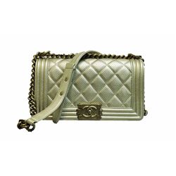 chanel boy medium gold hardware