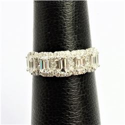 18K White Gold 4.00 RING