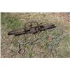 Image 1 : 4 1/2 Wolf Antique Trap W/Drag Chain