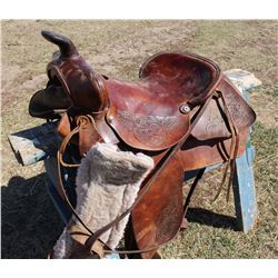 Leather Engraved Saddle 15”
