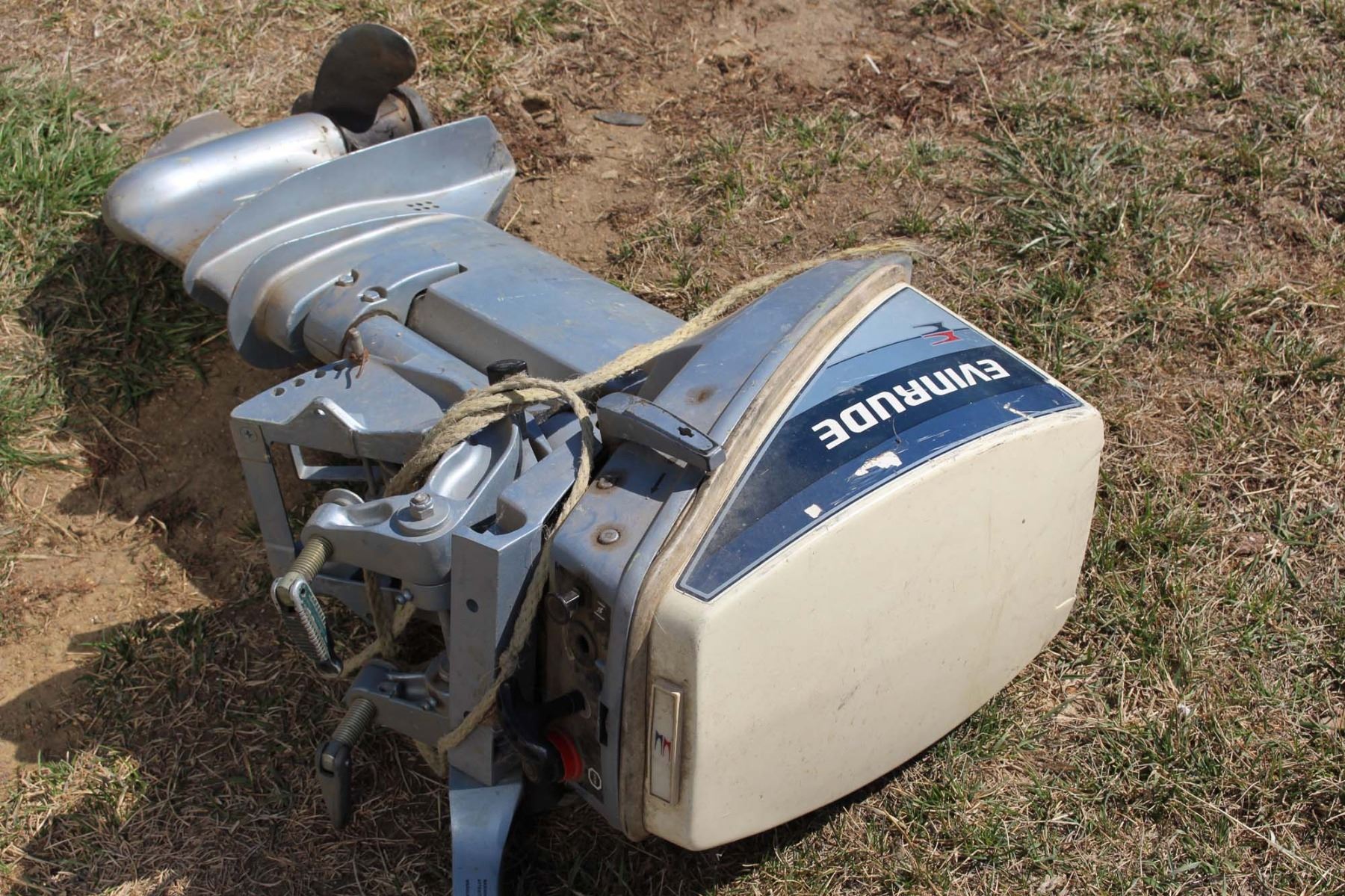 Evinrude 15 Hp >> Evinrude 15 Hp Vintage Boat Motor Evinrude 15 Hp >> Evinrude 15 Hp Vintage Boat Motor