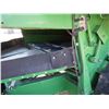 Image 6 : 1996 John Deere 9600 Combine With Straw Spreader