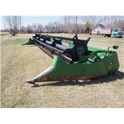 John Deere 930  Flex Header, Finger Reel