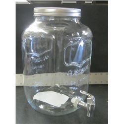 New 2 Gallon water/Juice Jar with bottom tap