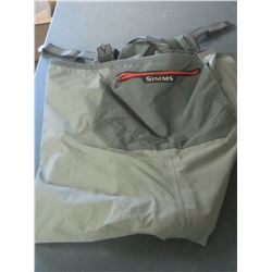 Simms Waders / stocking feet / size Large to XL 359.00 price/untested