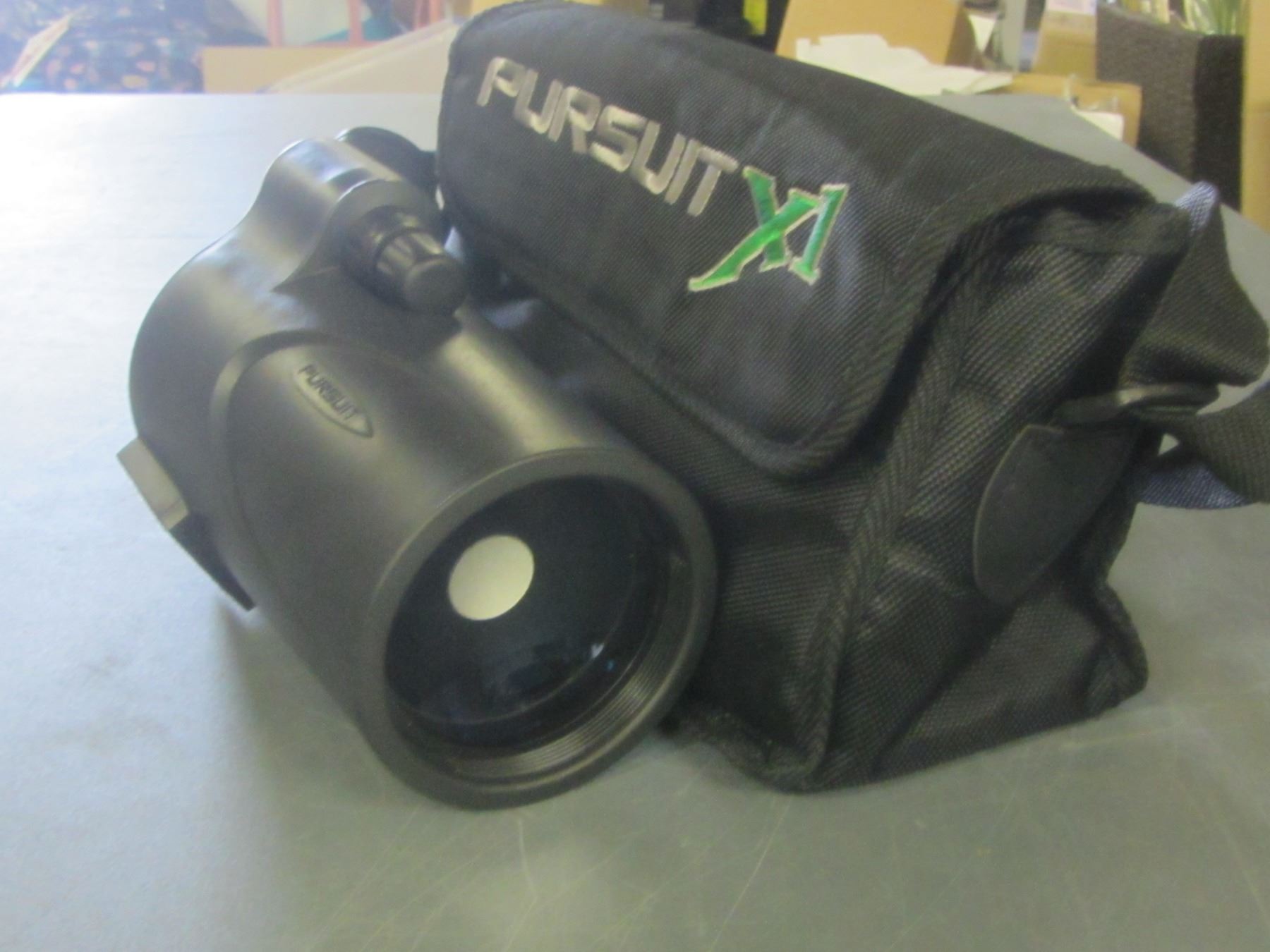 Pursuit X1 Spotting Scope 25 75 X 70 with case