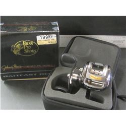 New Johnny Morris Bait Cast Reel / missing side cap / $ 199.99 tags