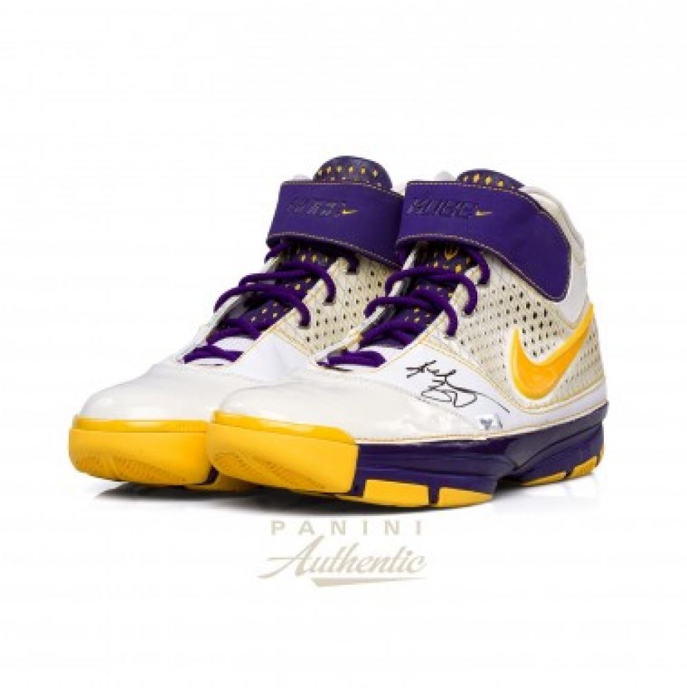 kobe bryant shoes lakers