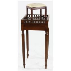 Early Sheraton Mahogany Table