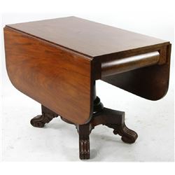 Early 19th C American Drop Leaf Table