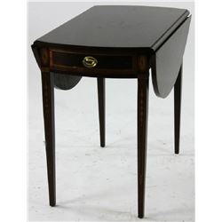 Federal Style Mahogany Drop Leaf Table