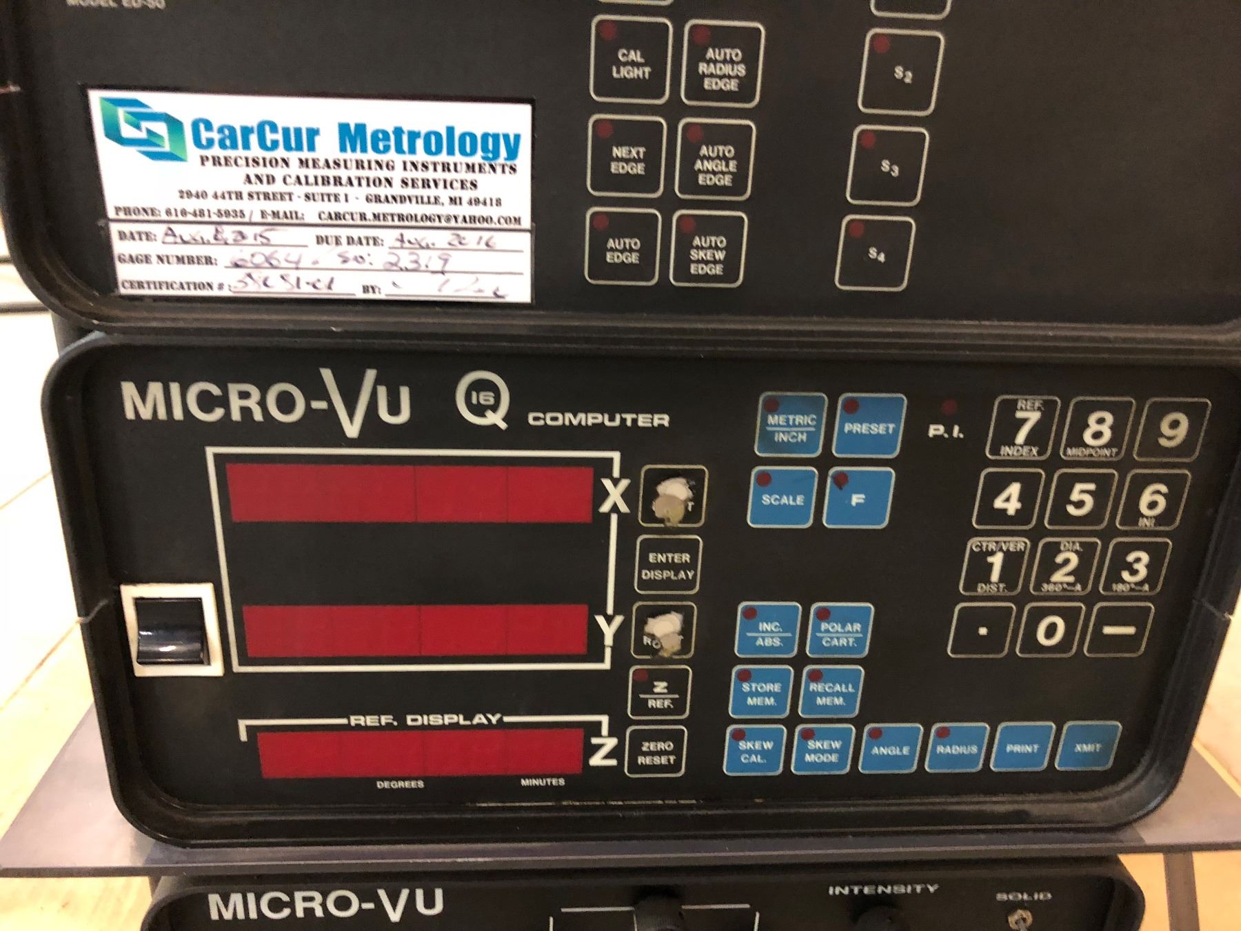 Micro Comparator Micro Vu Optical Comparator w/Measuring Controls