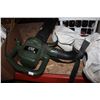 Image 1 : BLACKA ND DECKER LEAFBLOWER VAC