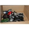 Image 1 : BOX OF FISHING REELS