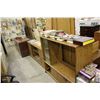 Image 2 : 7 PIECES OF ASSORTED FURNITURE AND BOOKS