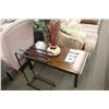 Image 2 : PAIR OF COFFEE TABLES AND FAKE PLANTS