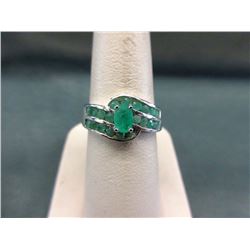 Stunning Emerald Studded Sterling Silver Ring