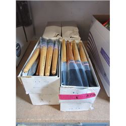 8 Dozen New #8 Artist Brushes