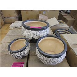 New 3 Piece Set of Ceramic Plant Pots