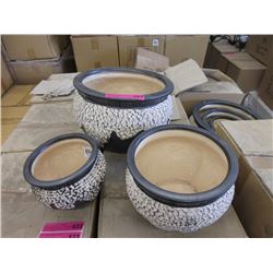 New 3 Piece Set of Ceramic Plant Pots
